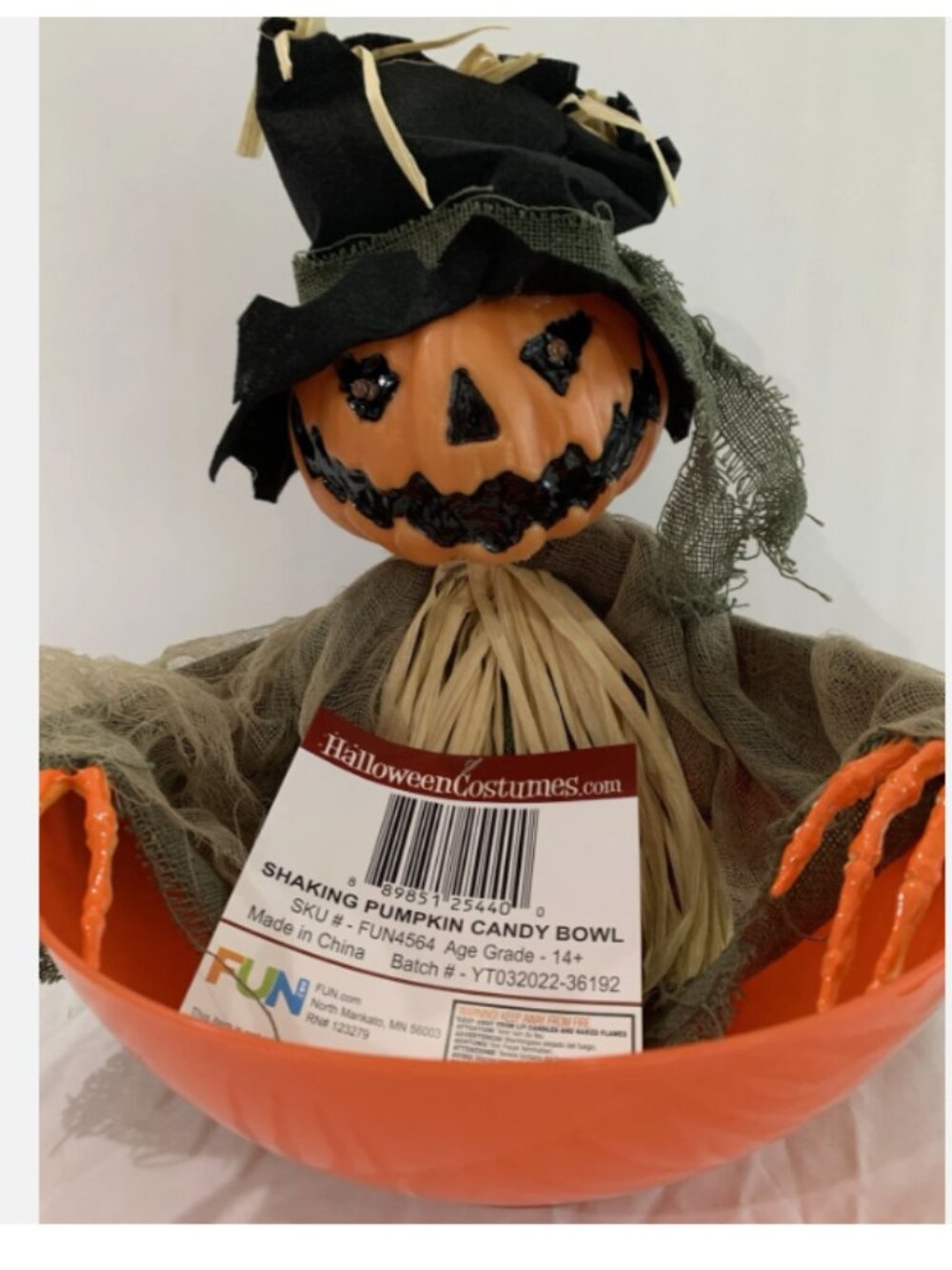 Candy Bowl With Animated Shaking Scarecrow/pumpkin (laughs), Eyes Light Up